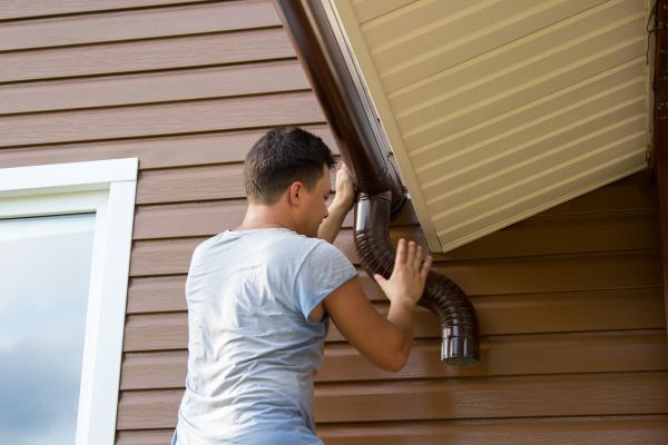 Cost of Porch Gutter Repair in Pasco