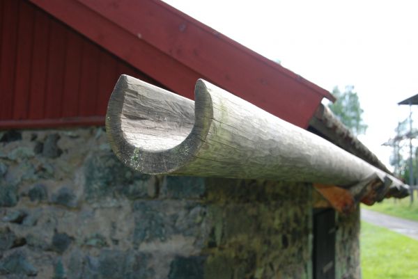 Wooden Gutter Repair in Pasco