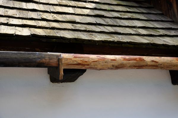 Wood Gutters Installation in Pasco