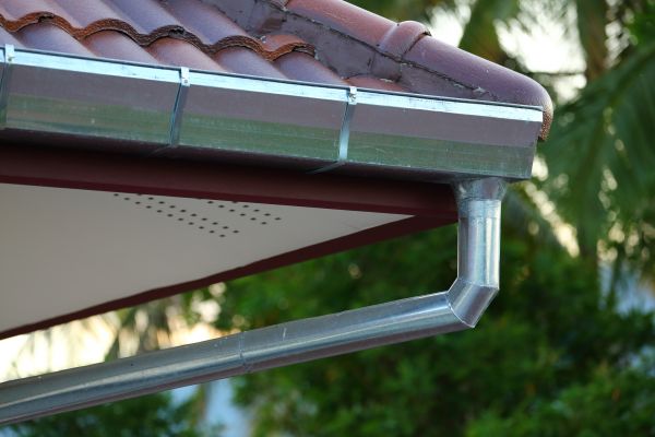Metal Gutter Repair in Pasco