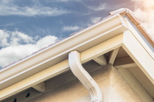 Seamless Gutter Replacement in Pasco